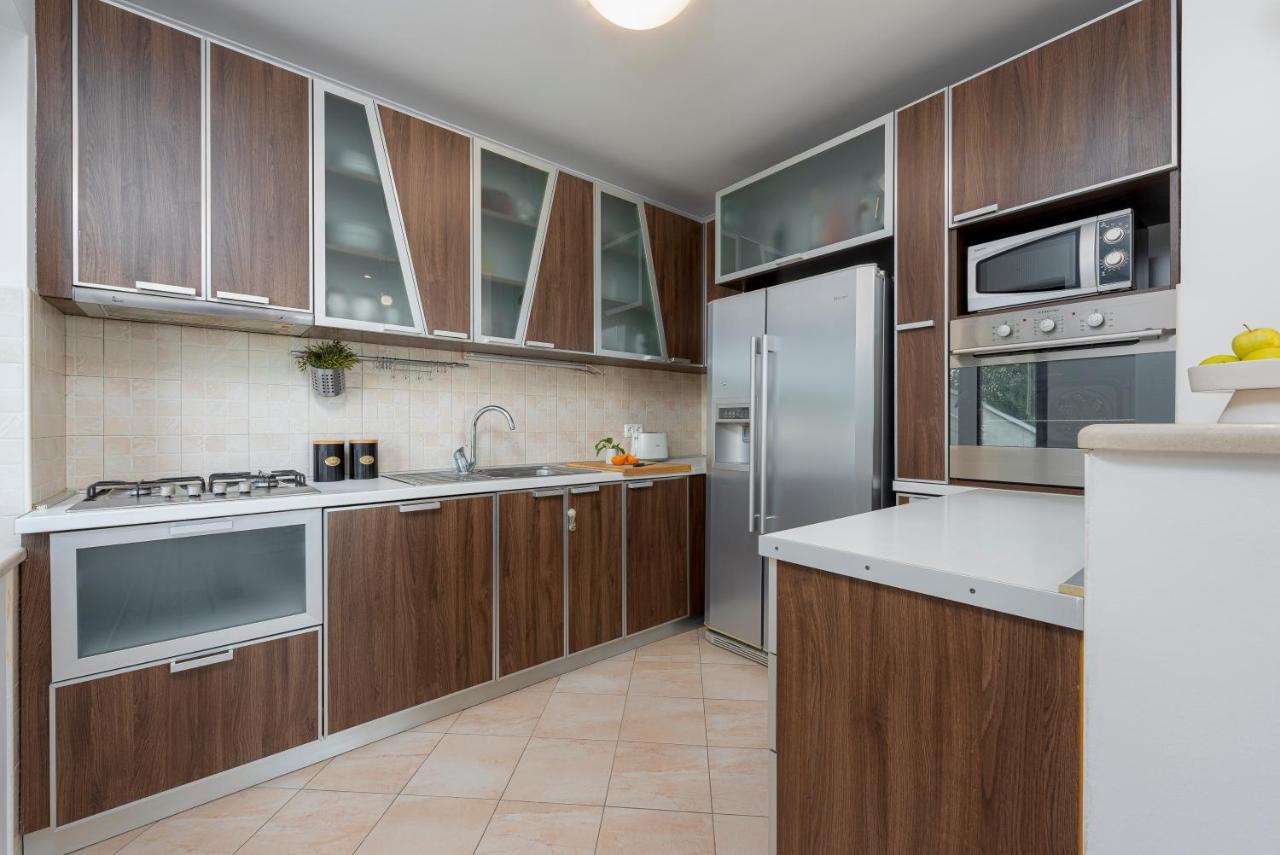 Apartments Anamarija Млини Екстериор снимка