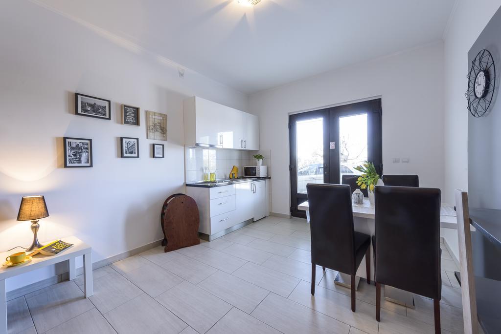 Apartments Anamarija Млини Екстериор снимка