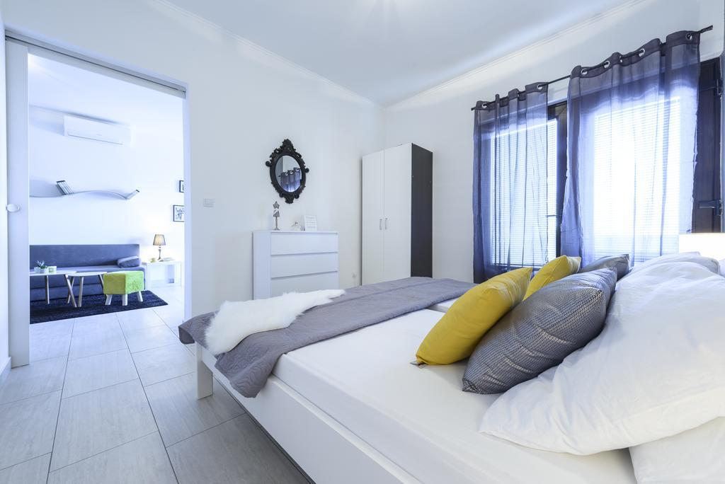 Apartments Anamarija Млини Екстериор снимка