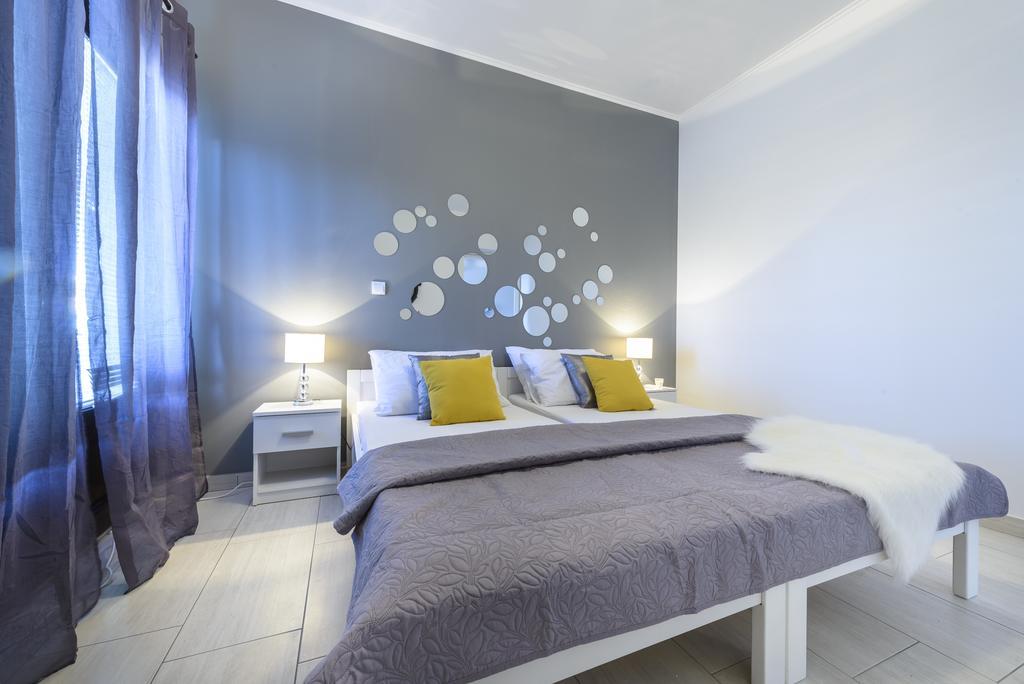 Apartments Anamarija Млини Екстериор снимка