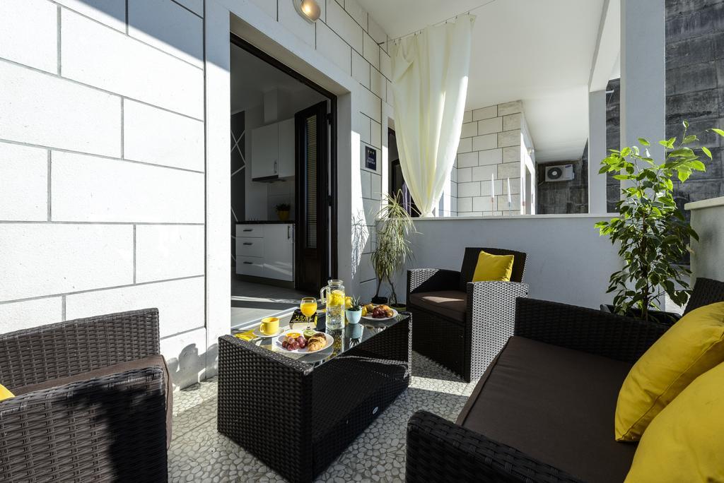 Apartments Anamarija Млини Екстериор снимка